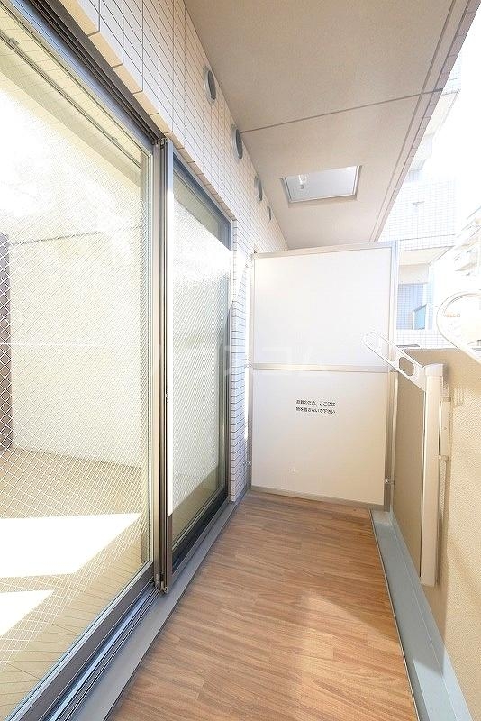 14/27 バルコニー