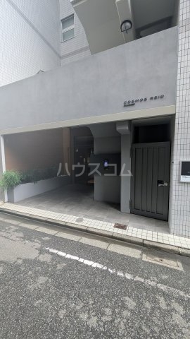 20/29 エントランス