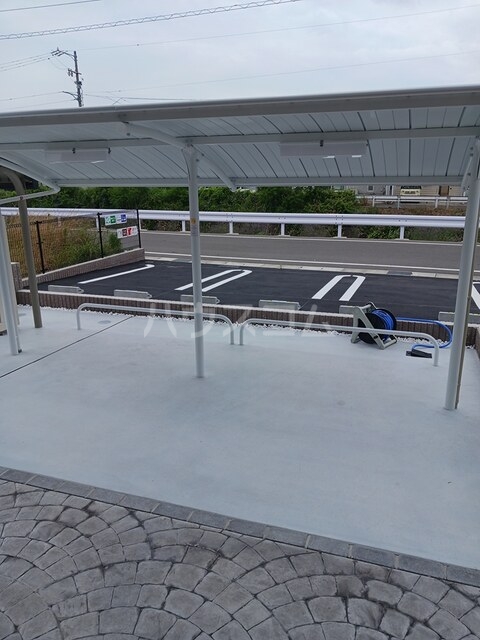14/20 駐車場