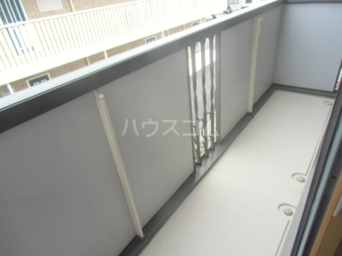 13/16 バルコニー