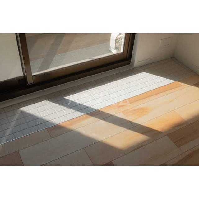 14/22 バルコニー