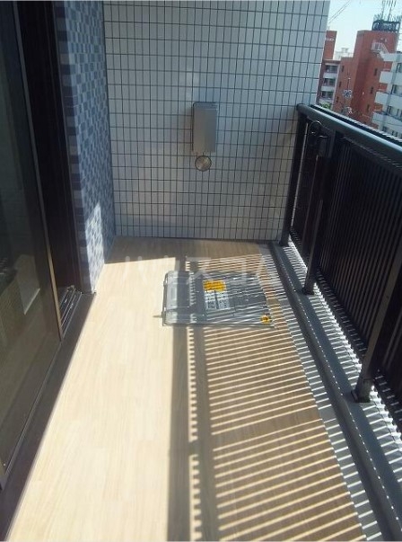 15/23 バルコニー