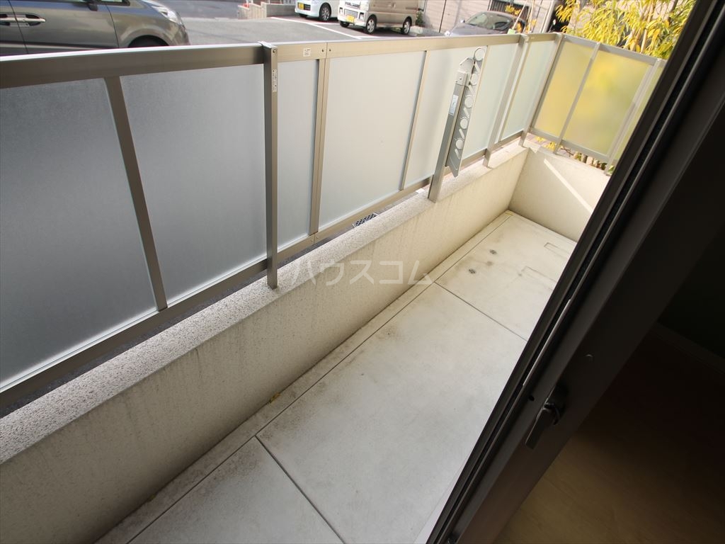 21/30 バルコニー