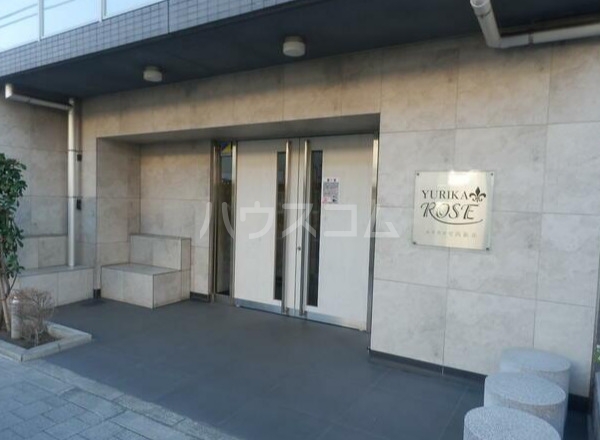 2/5 エントランス