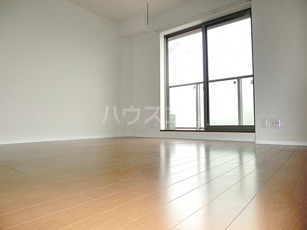 14/27 バルコニー