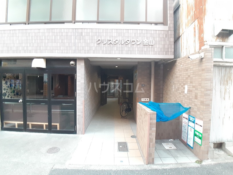 17/17 エントランス