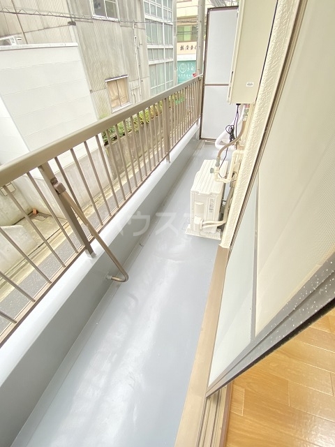 20/30 バルコニー