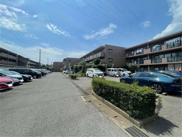 22/25 駐車場