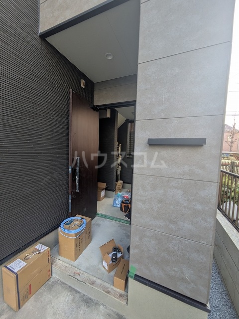 19/29 エントランス