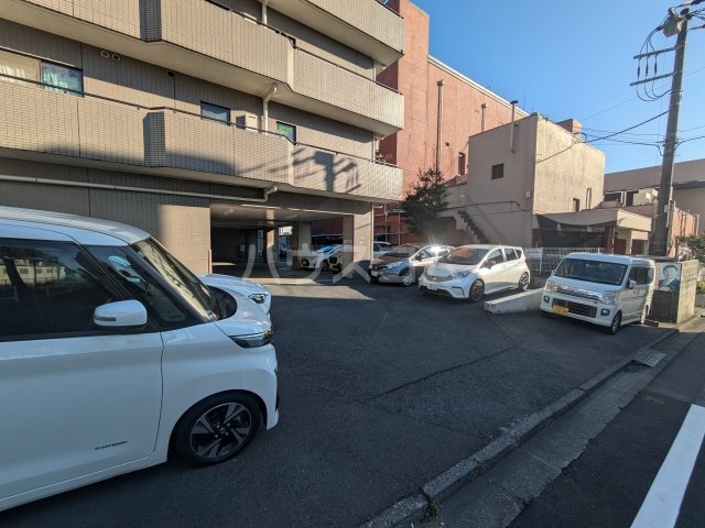 3/4 駐車場