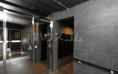 9/11 エントランス