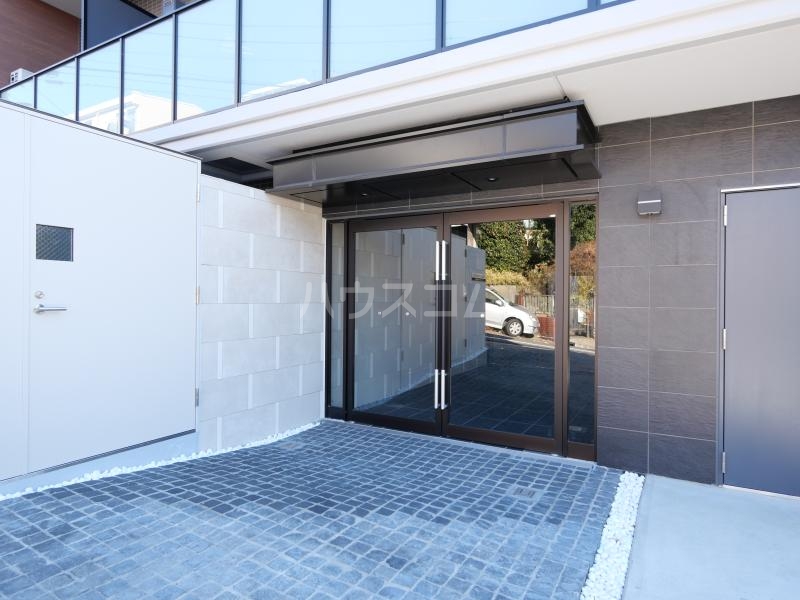 17/21 エントランス