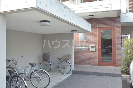 2/3 エントランス