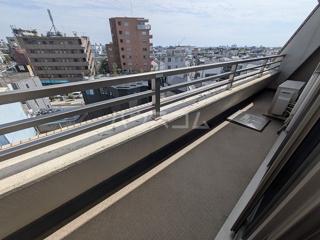 19/30 バルコニー