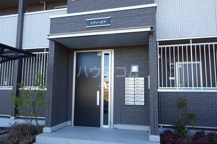 15/17 エントランス