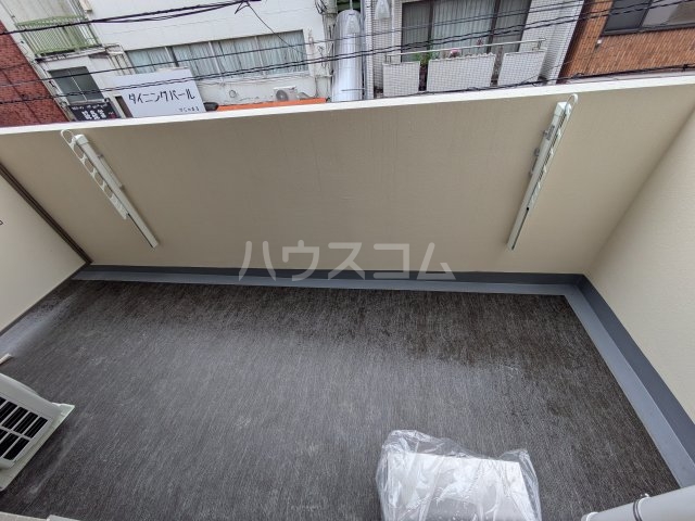 19/30 バルコニー