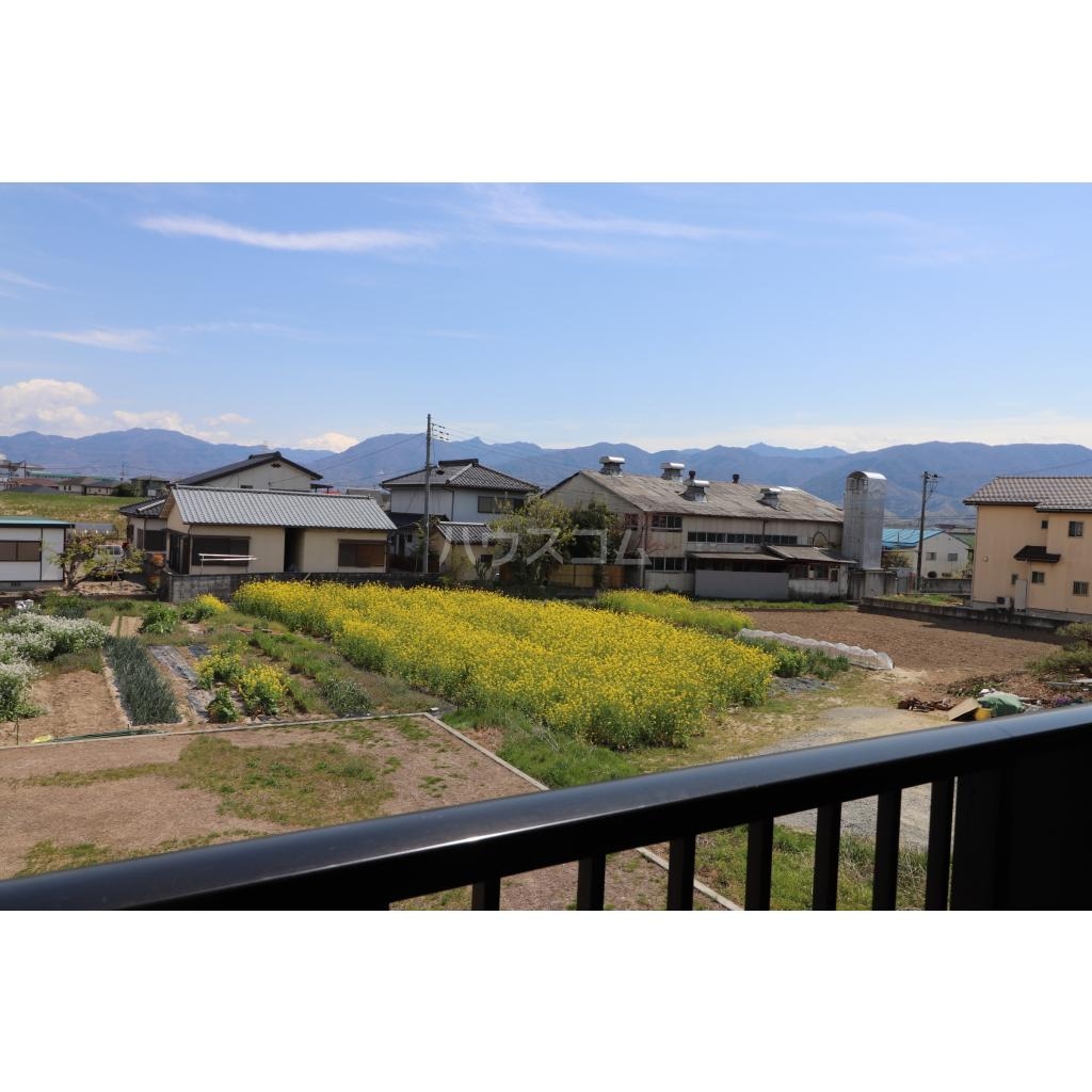 16/27 バルコニー