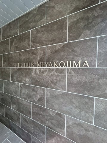 24/30 エントランス