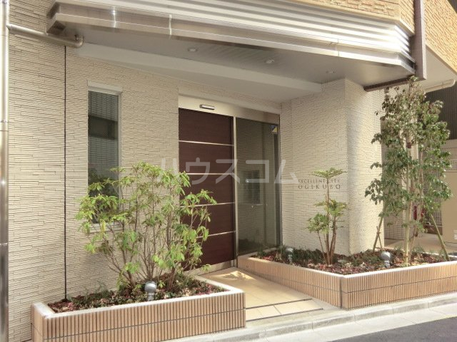 14/22 エントランス