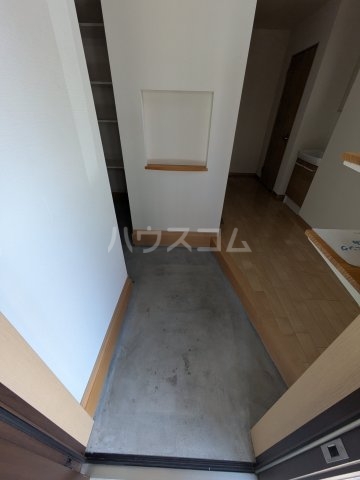 14/30 玄関