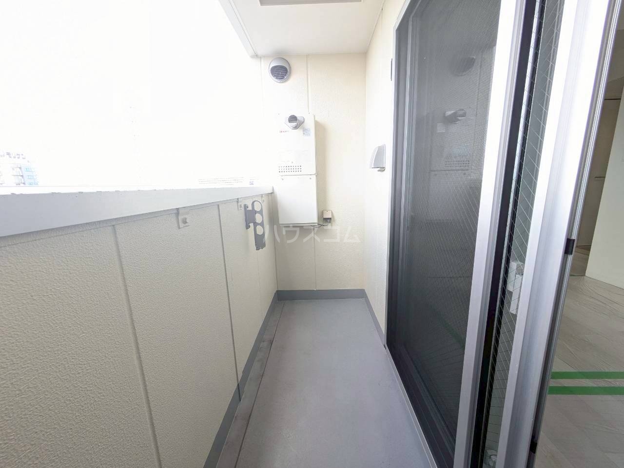 20/30 バルコニー