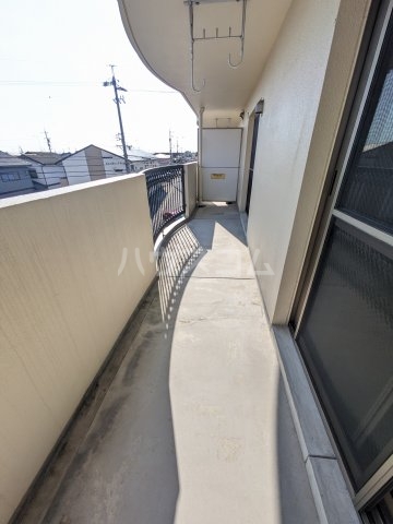 23/30 バルコニー