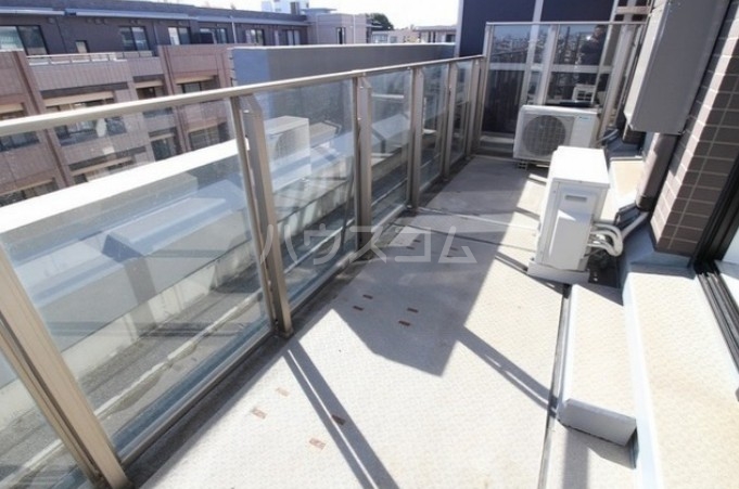 16/22 バルコニー