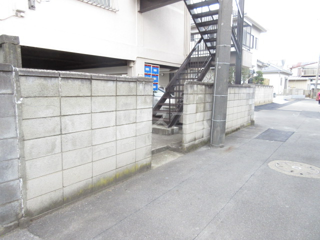 17/24 エントランス