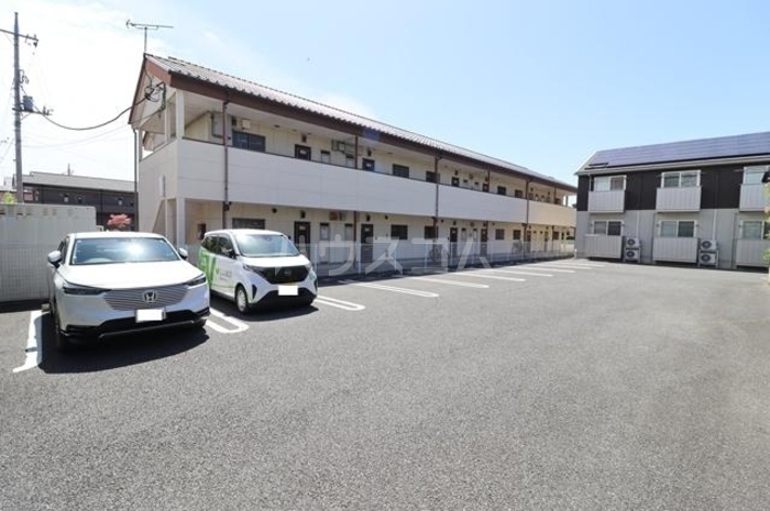 21/22 駐車場