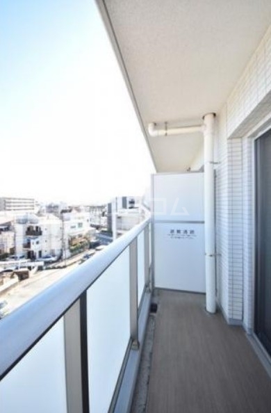 15/23 バルコニー