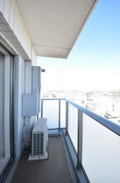 16/23 バルコニー