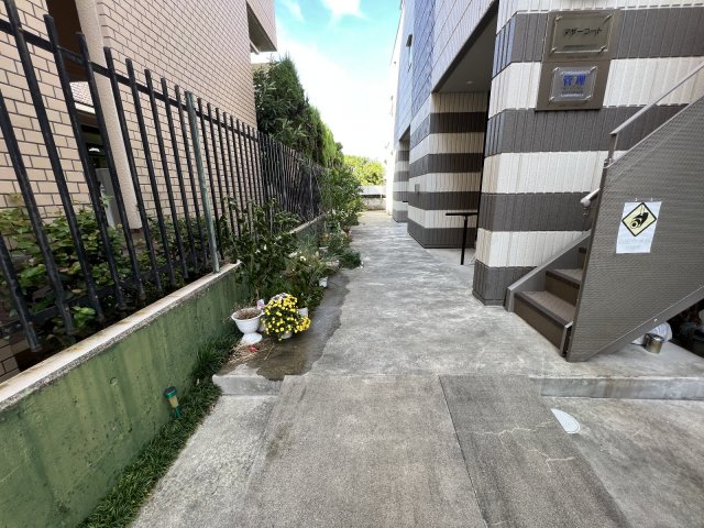 3/7 エントランス