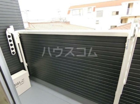 13/18 バルコニー