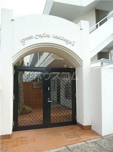 15/18 エントランス