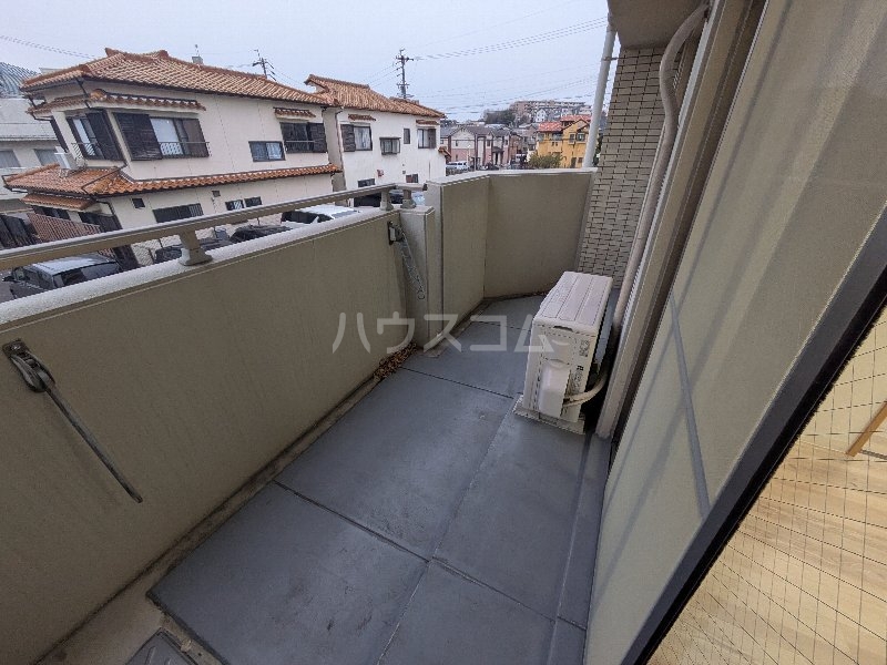 17/27 バルコニー