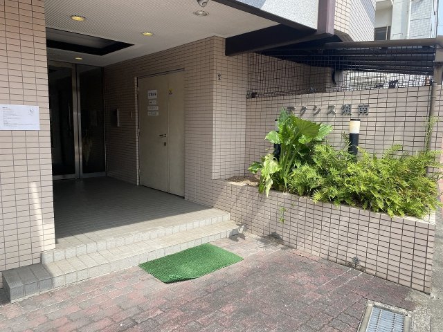 29/30 エントランス