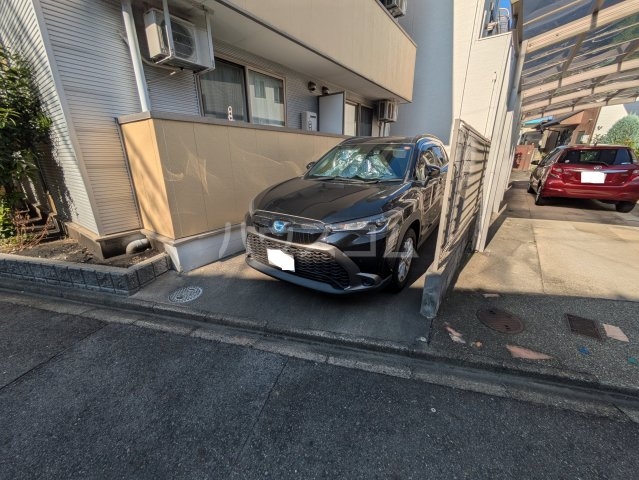 20/24 駐車場