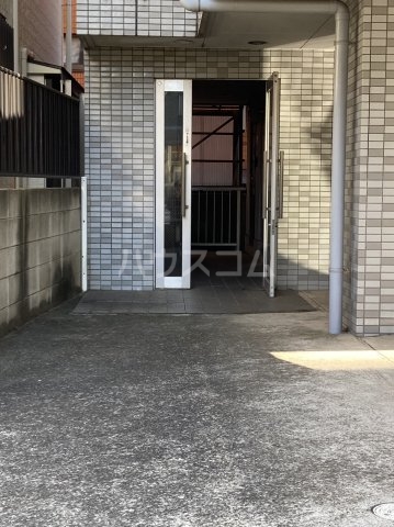 2/11 エントランス