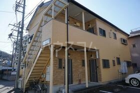 13/23 エントランス