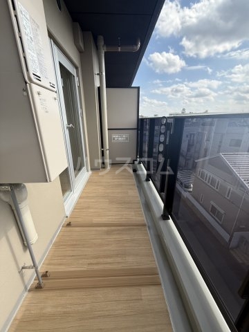 20/30 バルコニー