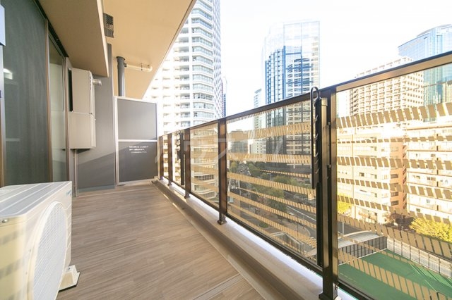 13/20 バルコニー