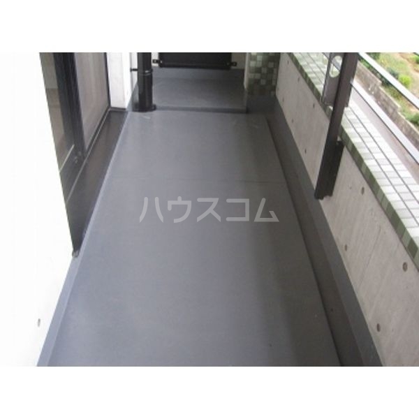 21/30 バルコニー