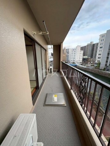14/21 バルコニー