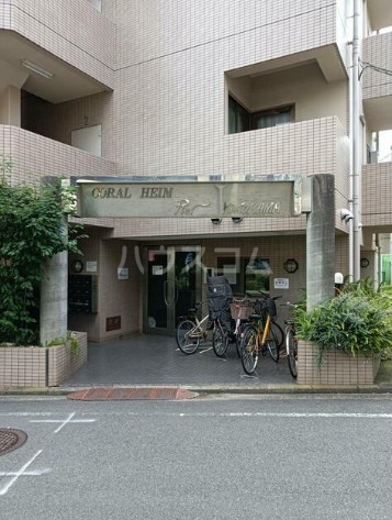 15/21 エントランス