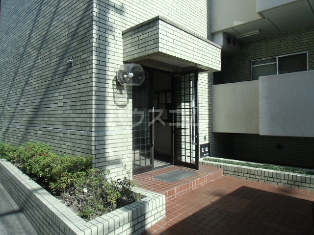 13/24 エントランス