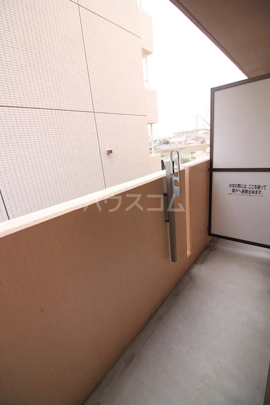 20/28 バルコニー