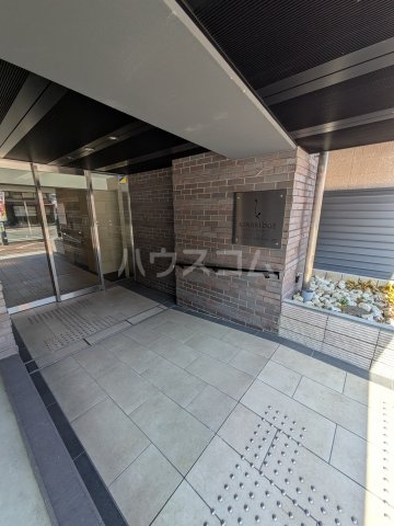 20/30 エントランス