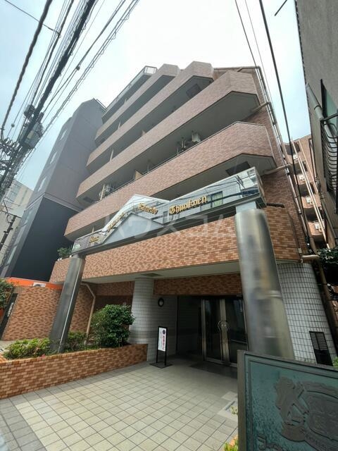 14/15 エントランス