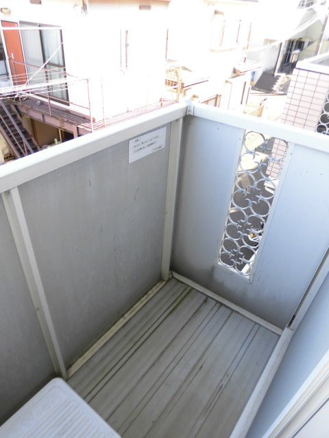 19/30 バルコニー