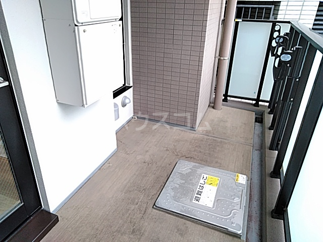 15/30 バルコニー